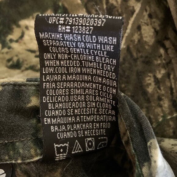 Men's Long-Sleeve Mossy Oak Break-Up Infinity Shirt - Picture 6 of 7